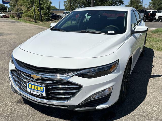 new 2024 Chevrolet Malibu car, priced at $29,195