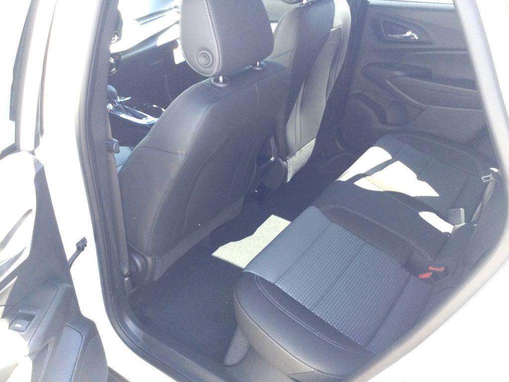 new 2025 Chevrolet Trax car, priced at $24,211