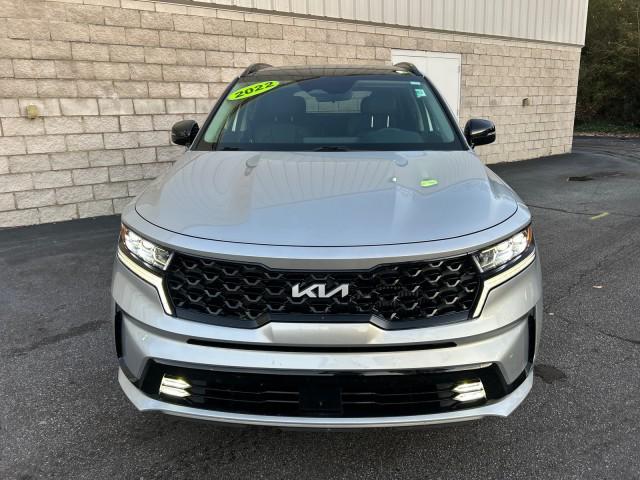 used 2022 Kia Sorento car, priced at $30,219