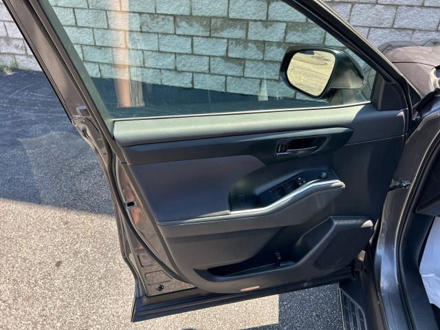 used 2023 Toyota Highlander Hybrid car, priced at $42,548