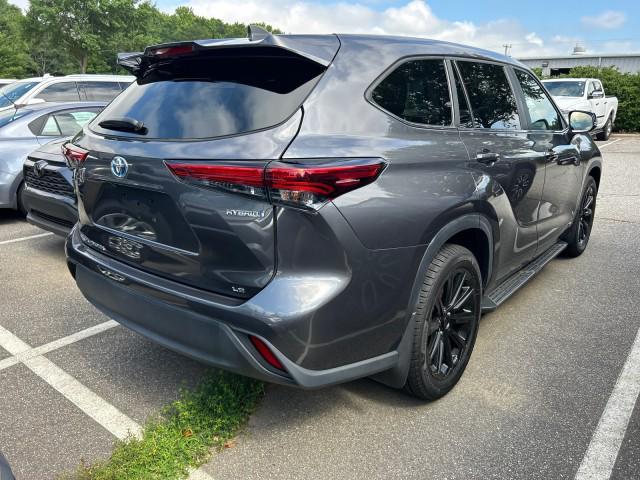 used 2023 Toyota Highlander Hybrid car, priced at $42,548