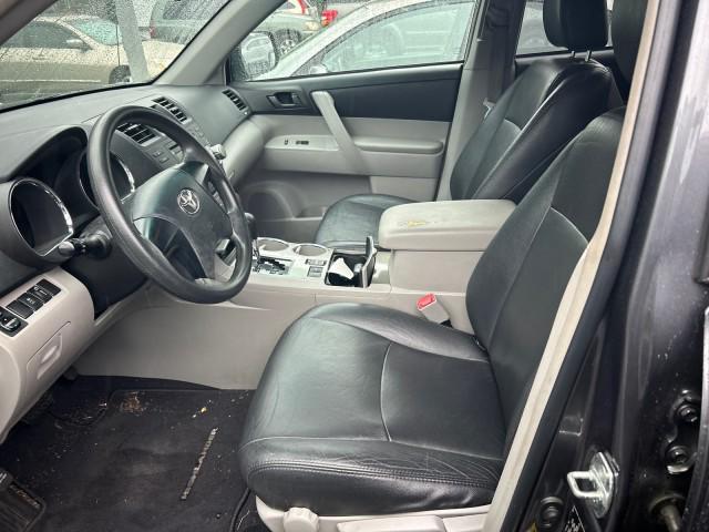 used 2012 Toyota Highlander car, priced at $9,531