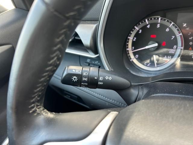 used 2022 Toyota Highlander car, priced at $36,221