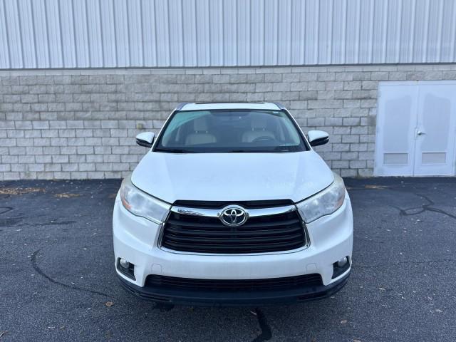 used 2014 Toyota Highlander car, priced at $15,954