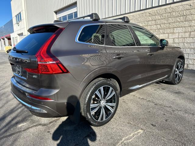 used 2022 Volvo XC60 car, priced at $32,501