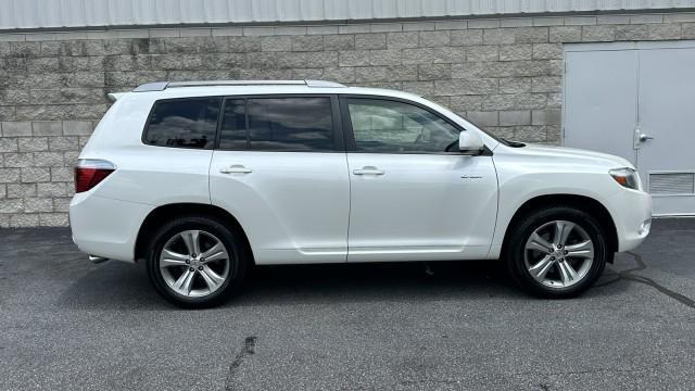 used 2008 Toyota Highlander car, priced at $7,411