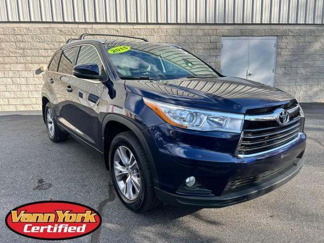 used 2015 Toyota Highlander car, priced at $11,412