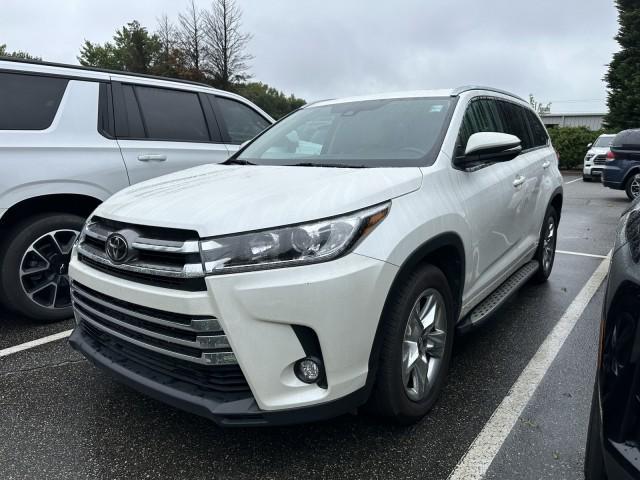 used 2017 Toyota Highlander car, priced at $28,942