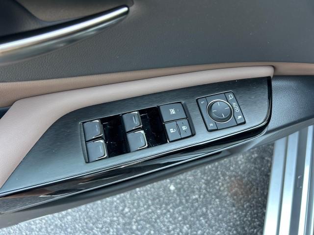 used 2024 Lexus ES 350 car, priced at $43,147