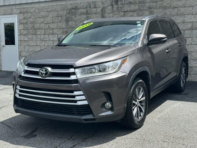 used 2019 Toyota Highlander car, priced at $25,311