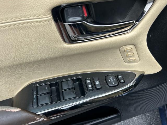 used 2015 Toyota Avalon Hybrid car, priced at $16,824