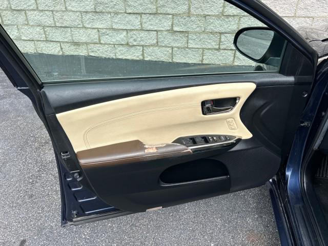 used 2015 Toyota Avalon Hybrid car, priced at $16,824