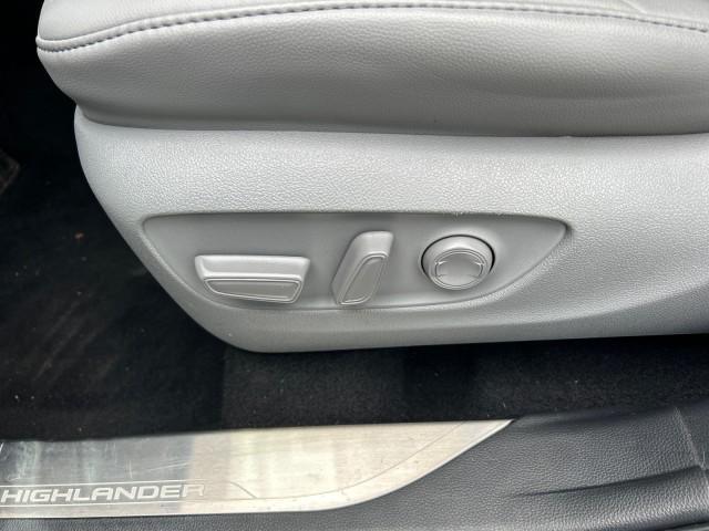 used 2021 Toyota Highlander Hybrid car, priced at $38,727