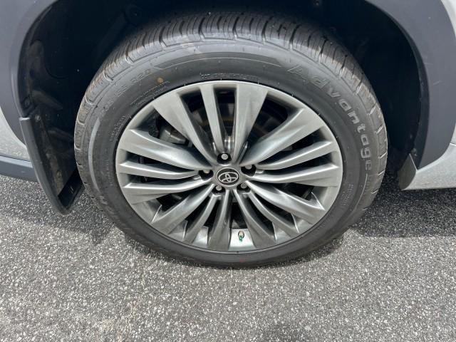 used 2021 Toyota Highlander Hybrid car, priced at $38,727