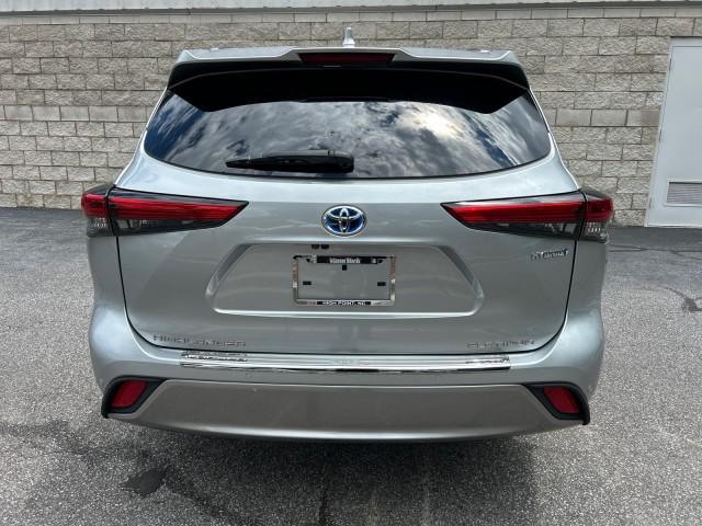 used 2021 Toyota Highlander Hybrid car, priced at $38,727