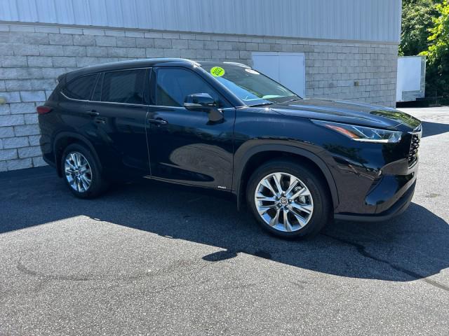 used 2023 Toyota Highlander Hybrid car, priced at $45,727