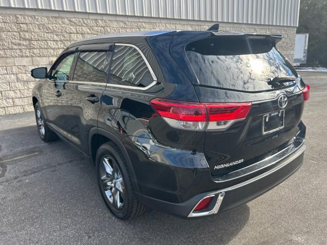 used 2018 Toyota Highlander car, priced at $25,727