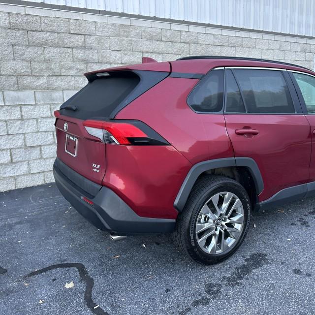 used 2019 Toyota RAV4 car, priced at $25,727