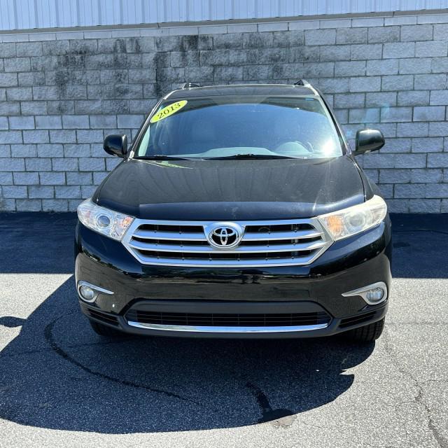 used 2013 Toyota Highlander car, priced at $8,919