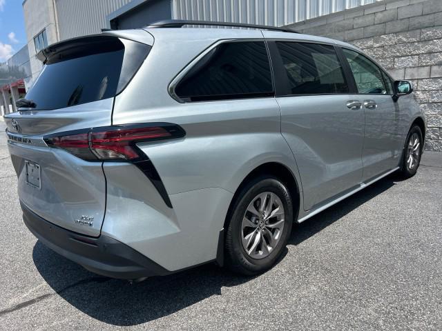 used 2021 Toyota Sienna car, priced at $38,458