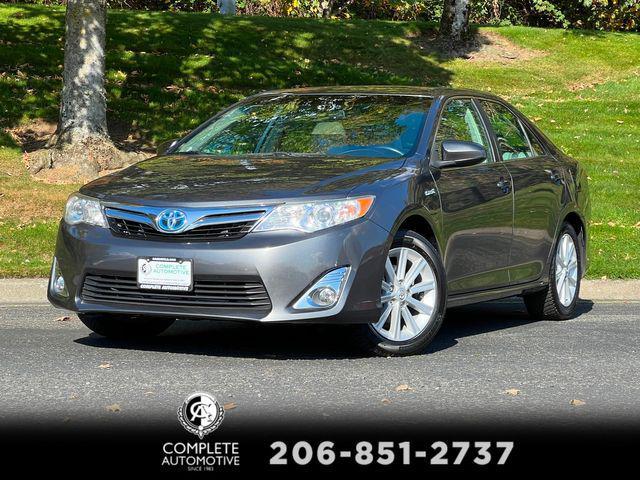 used 2014 Toyota Camry Hybrid car, priced at $13,280