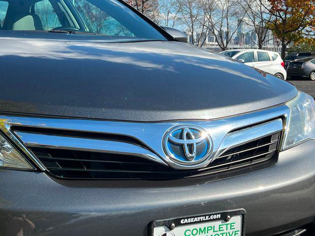 used 2014 Toyota Camry Hybrid car, priced at $13,280