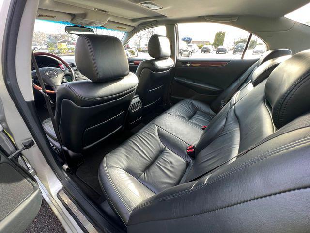 used 2002 Lexus ES 300 car, priced at $7,950