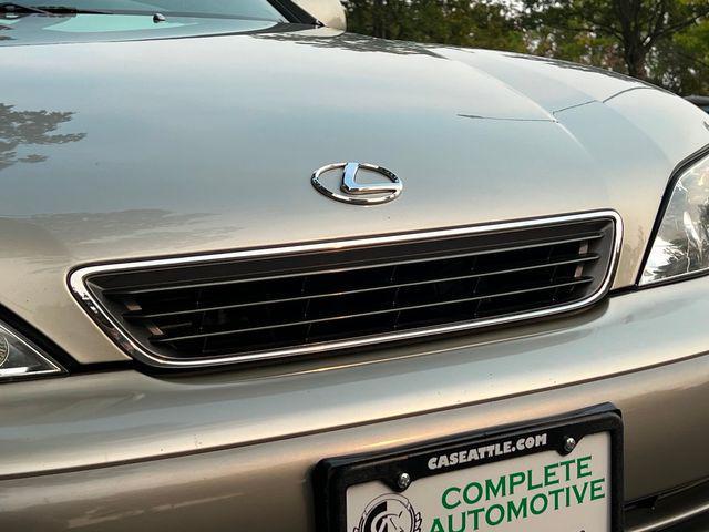 used 1999 Lexus ES 300 car, priced at $10,950