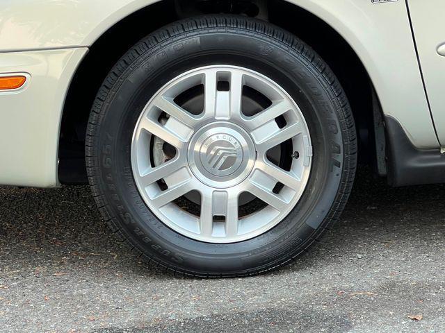 used 2005 Mercury Sable car, priced at $7,500