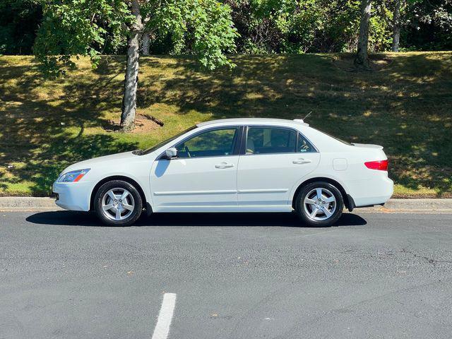 used 2005 Honda Accord Hybrid car, priced at $9,950