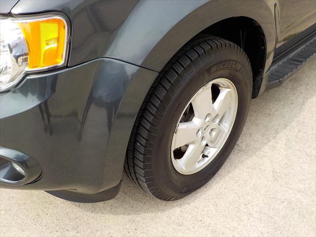 used 2009 Ford Escape car, priced at $4,995