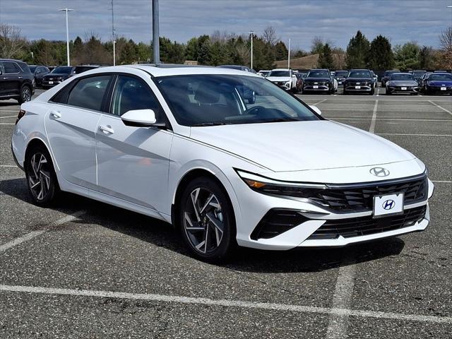 new 2025 Hyundai Elantra car, priced at $27,960