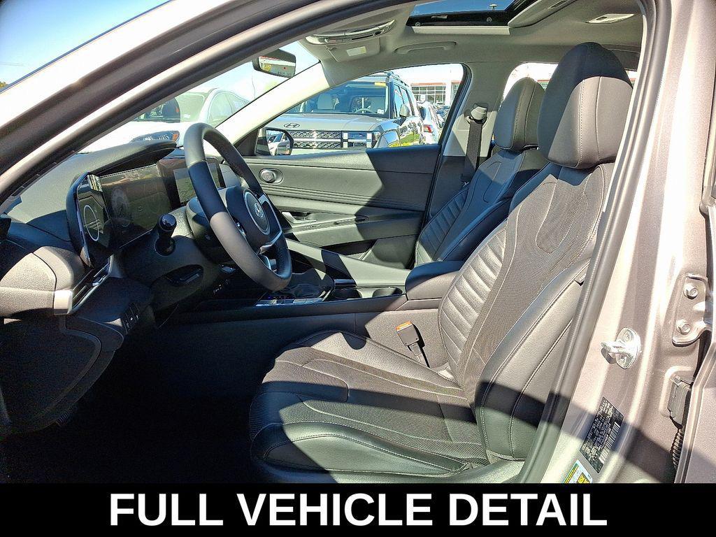 used 2022 Hyundai Elantra car, priced at $21,929