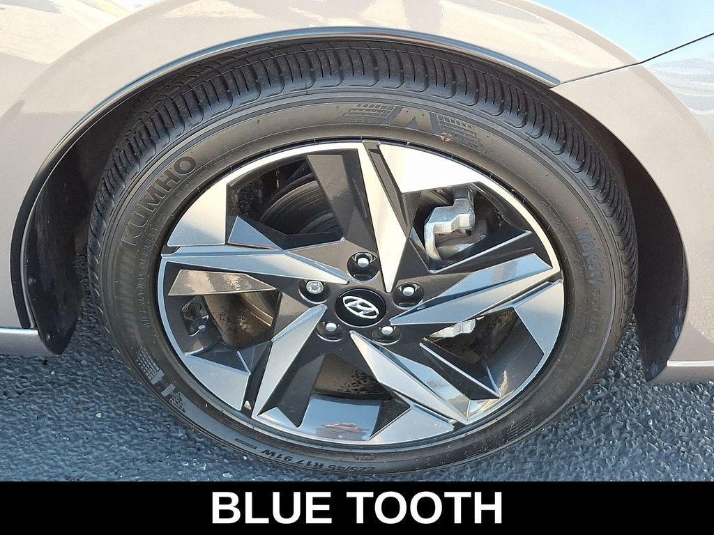 used 2022 Hyundai Elantra car, priced at $21,929