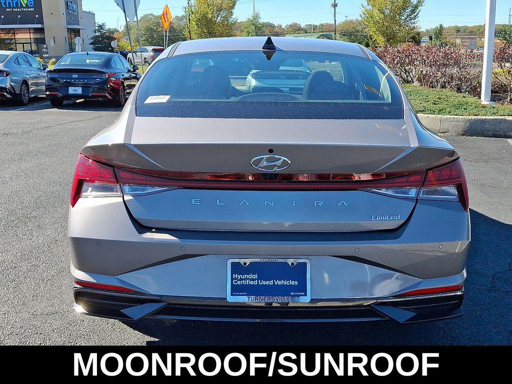 used 2022 Hyundai Elantra car, priced at $21,929