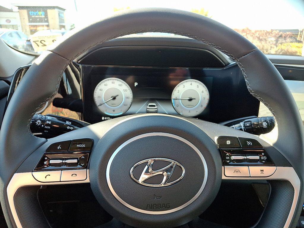 used 2022 Hyundai Elantra car, priced at $21,929