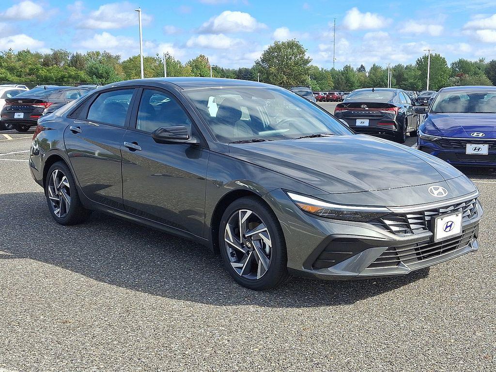new 2025 Hyundai Elantra car, priced at $25,120
