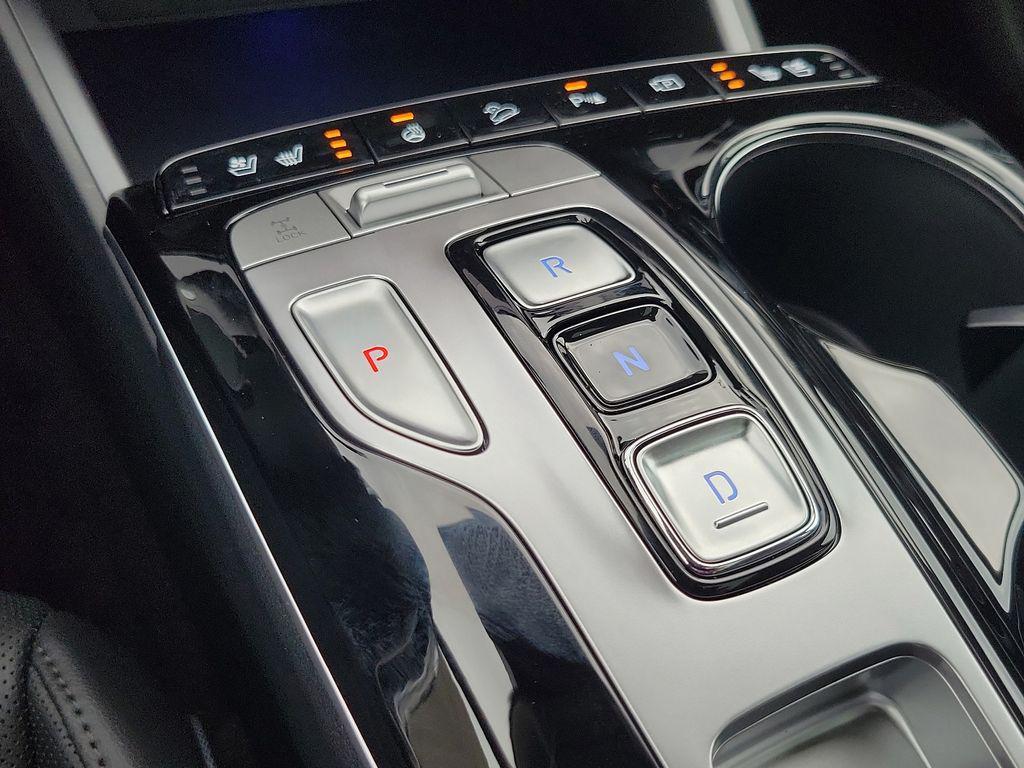 used 2024 Hyundai TUCSON Hybrid car, priced at $41,237