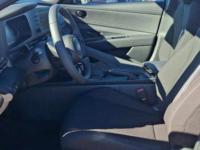 new 2025 Hyundai Elantra car, priced at $24,685