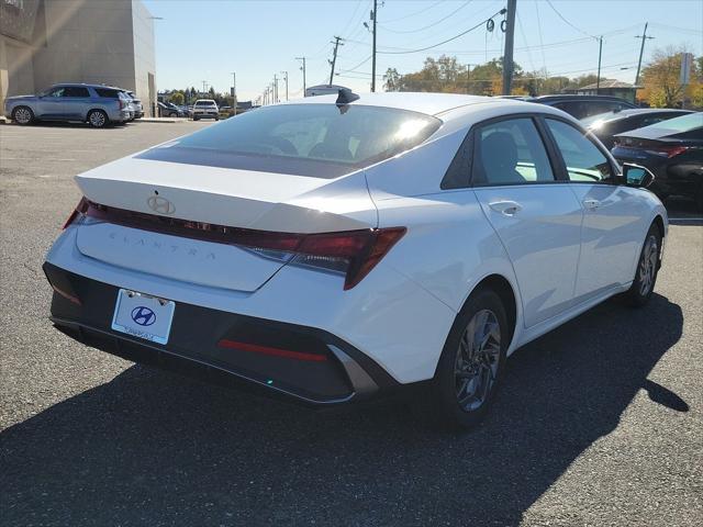 new 2025 Hyundai Elantra car, priced at $25,170