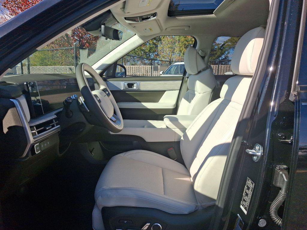 used 2024 Hyundai Santa Fe car, priced at $50,200