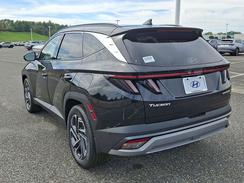 new 2025 Hyundai TUCSON Hybrid car, priced at $43,420