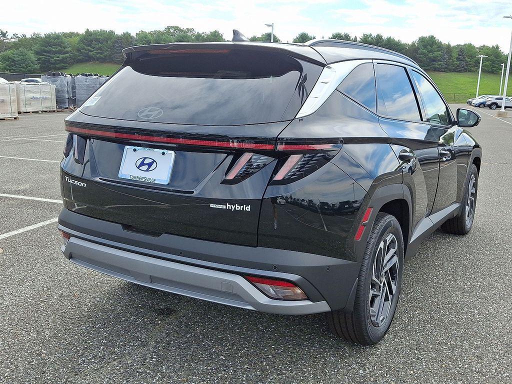 new 2025 Hyundai TUCSON Hybrid car, priced at $43,420
