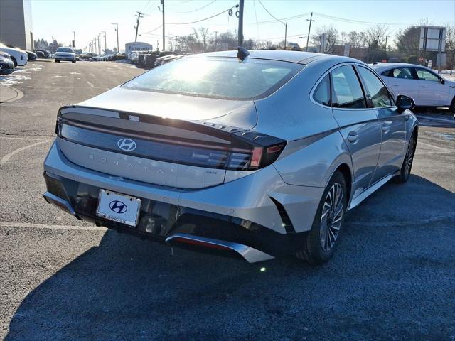 new 2025 Hyundai Sonata Hybrid car, priced at $39,160