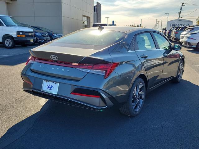 new 2025 Hyundai Elantra car, priced at $27,265