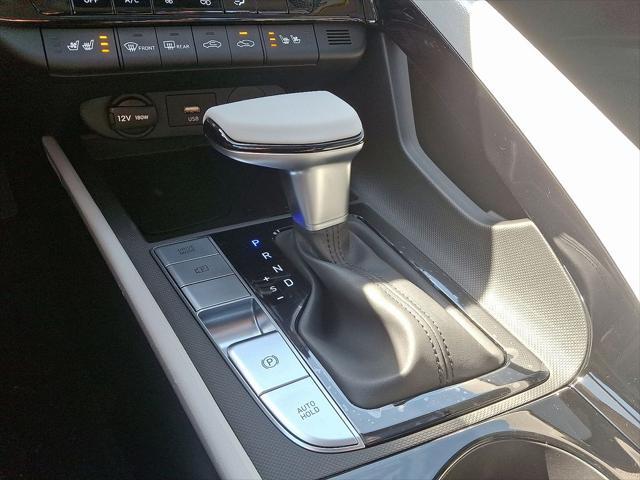 new 2025 Hyundai Elantra car, priced at $31,590