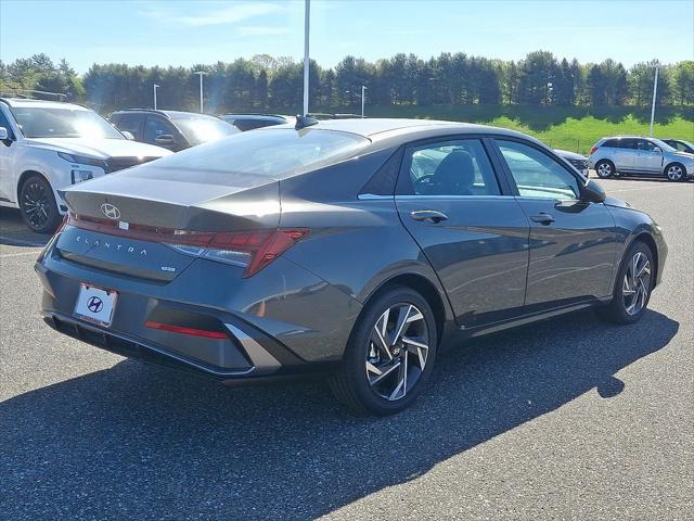 new 2025 Hyundai Elantra car, priced at $31,590