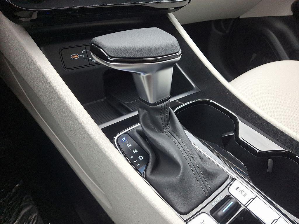 new 2026 Hyundai Tucson car, priced at $37,575