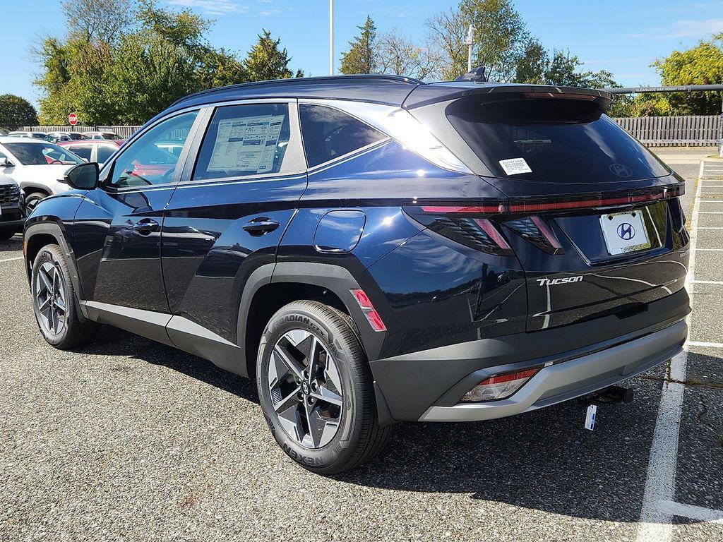 new 2025 Hyundai TUCSON Hybrid car, priced at $39,080