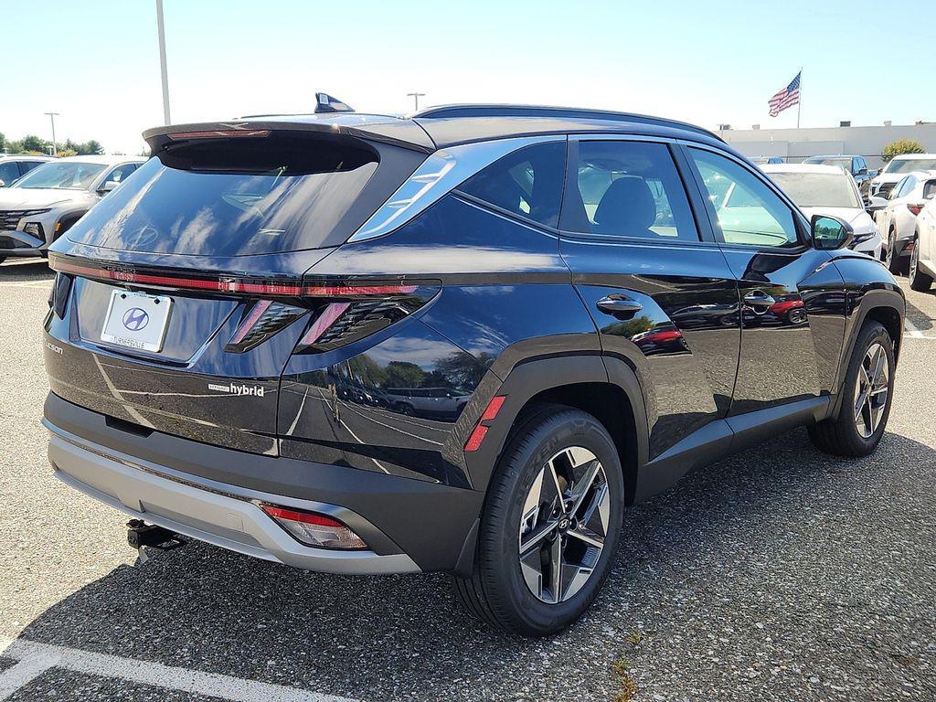 new 2025 Hyundai TUCSON Hybrid car, priced at $39,080